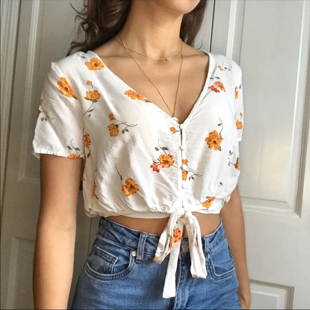 Floral Tie Crop Top
